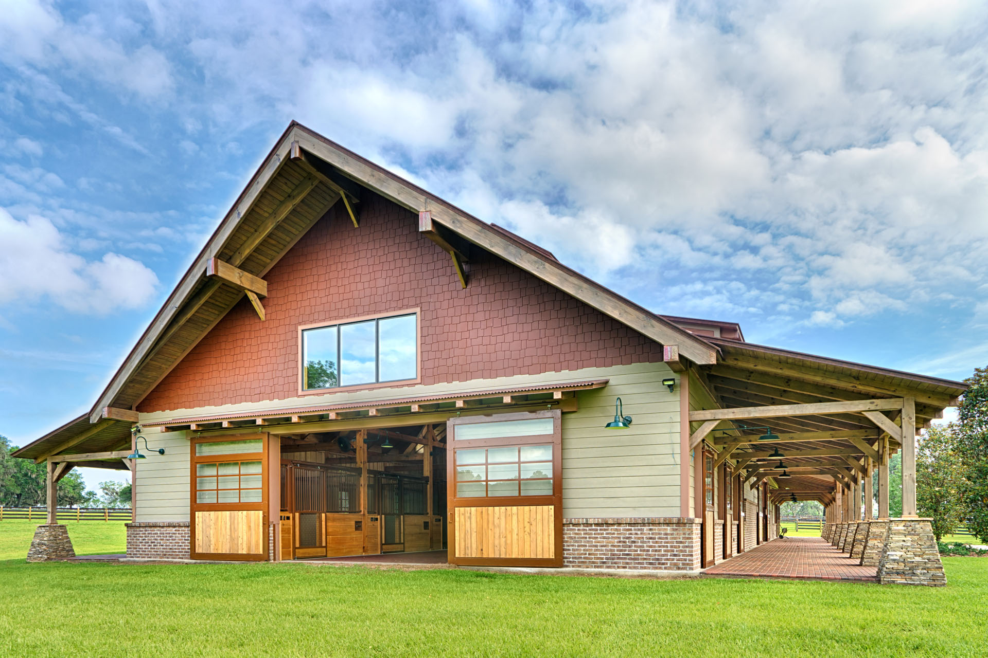 Ocala Thoroughbred Barn Home image 1 of 6
