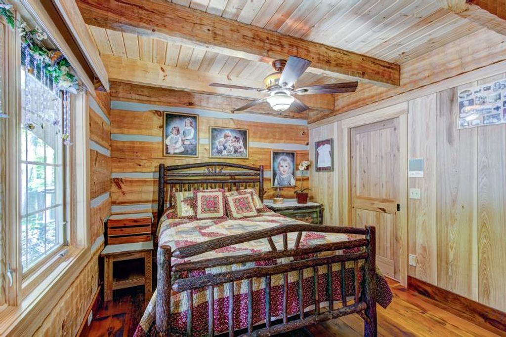 May 2017 Log Home of the Month ISesqv8r51b03i0000000000 Hearthstone Homes May 2017 Log Home of the Month ISesqv8r51b03i0000000000 Hearthstone Homes