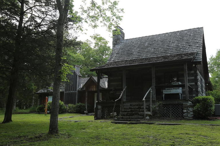 Deep Roots Of The Cash Cabin cabin20 Hearthstone Homes Deep Roots Of The Cash Cabin cabin20 Hearthstone Homes