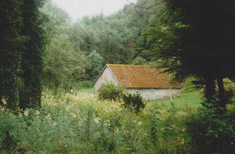 The Preservation and Repair of Historic Log Buildings cabin in woods Hearthstone Homes